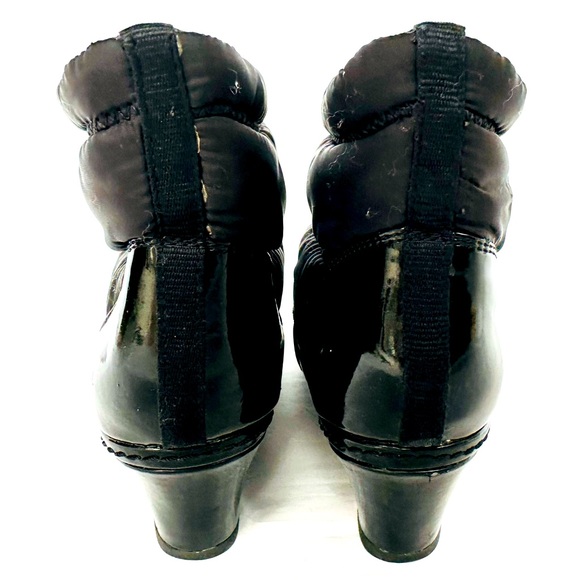 Fioni black thermal faux patent leather pointed toe wedge ankle booties size 9.5 - Picture 7 of 9